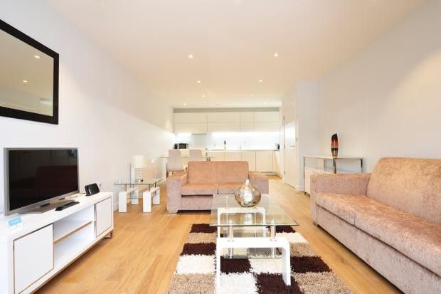 Thumbnail Flat to rent in Cityscape Apartments, Heneage Street, London