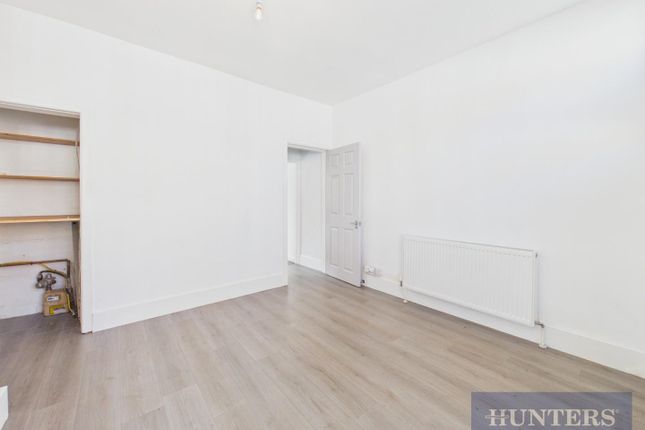 2, Derwent Street, Scarborough photo 4