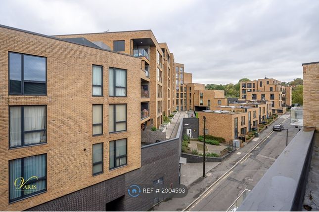 Thumbnail Flat to rent in Station Approach Road, London