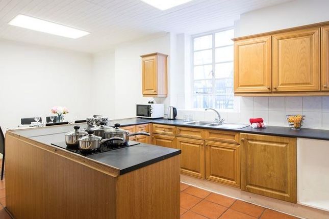 14 Strathmore Court, Park Road, London photo 3