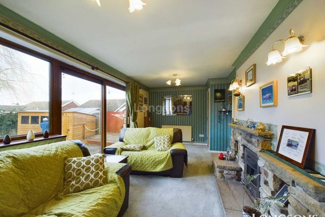 32, Wayland Avenue, Thetford photo 3