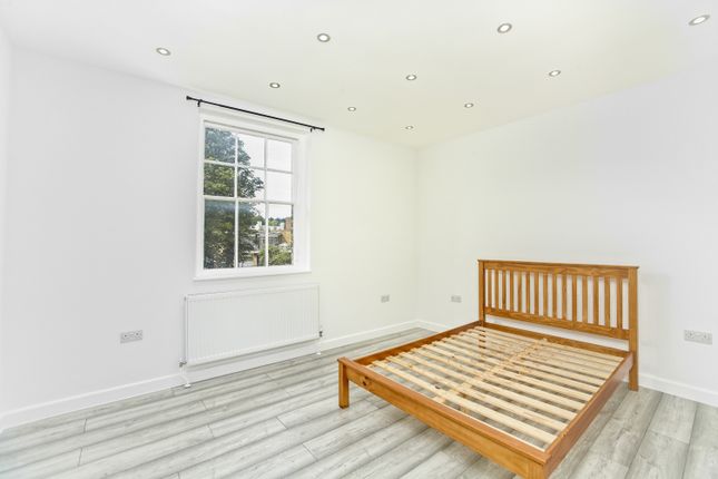11c, Sydenham Park, London photo 3