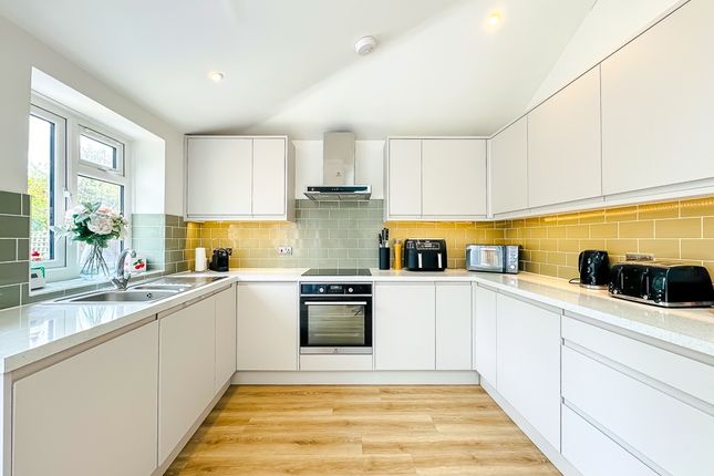 11, First Avenue, Bexleyheath photo 3