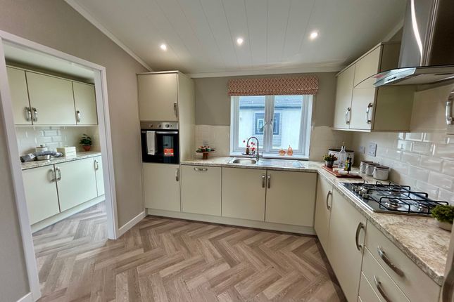 2-bed caravan on 11, Seagull Drive, Sandy Bay Residential Resort, £329,000