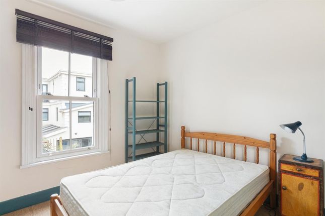 Property to rent in Hereward Road, Tooting, London