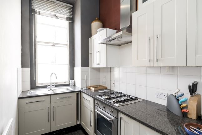 Flat 2, 1-3, Stanley Gardens, London photo 5
