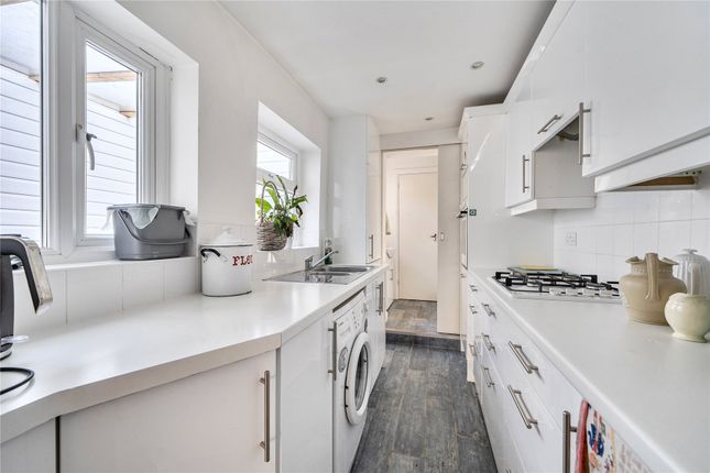 5, Faversham Road, Beckenham photo 2