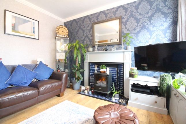 17, Enville Road, Kingswinford photo 4