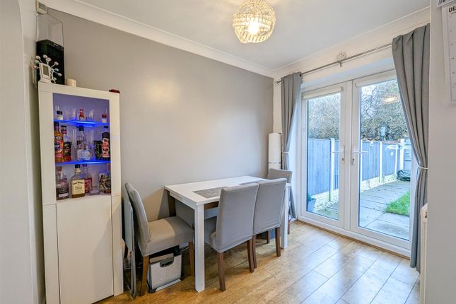 Mews house for sale in Bexhill Drive, Leigh