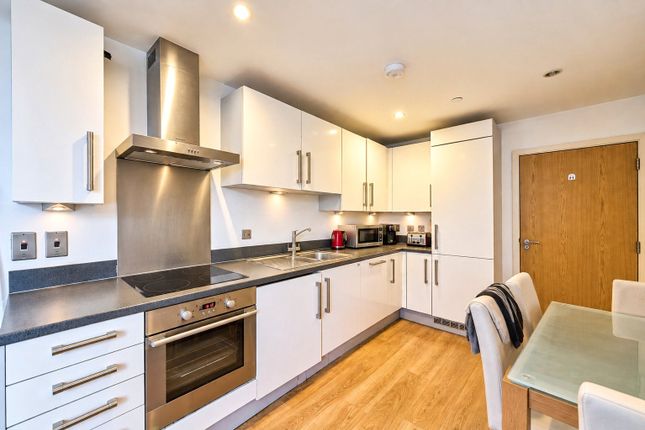 Flat 9, 1, Ward Road, London photo 4