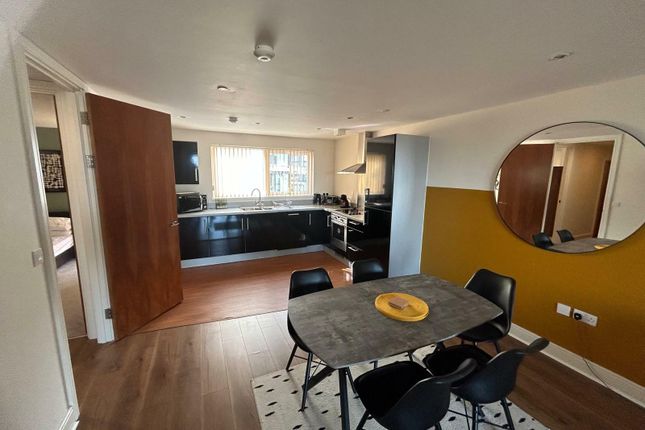 94 Meridian Bay, Maritime Quarter, Swansea photo 3
