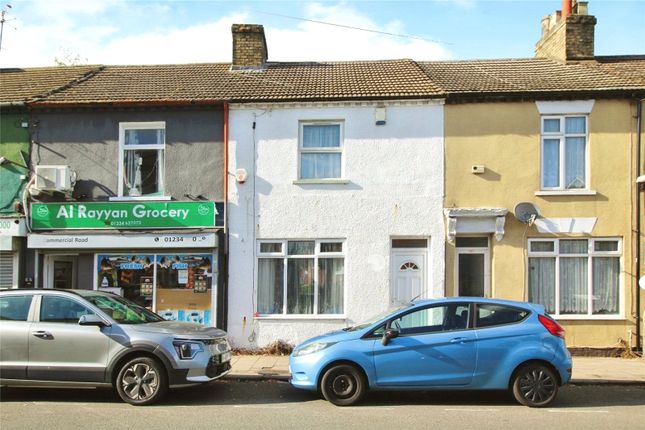 Thumbnail Terraced house for sale in Commercial Road, Bedford, Bedfordshire