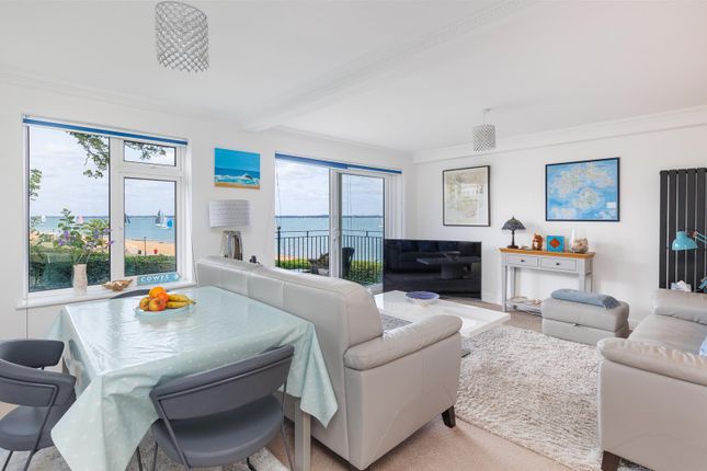 Apartment 9, Grantham Court, 10 Queens Road, Cowes photo 4