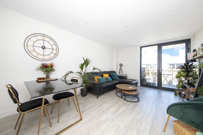 1 bed flat for sale in Horseferry Place, Greenwich SE10