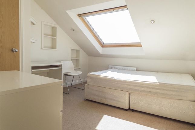 7 Lonsdale Terrace, Newcastle Upon Tyne photo 5