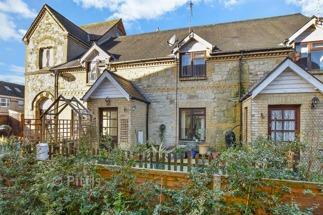 Coronation Mews, Leed Street, Sandown photo 2