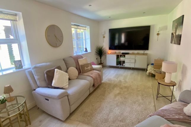 7, Union Mill Close, Earl Shilton photo 3