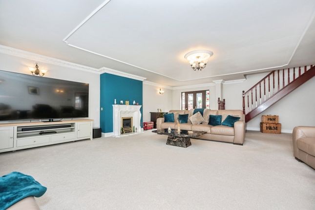 102, Hedge Place Road, Kent photo 4