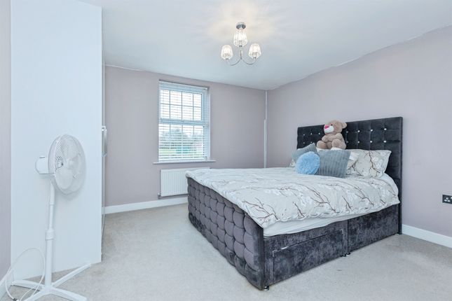 144, Forest House Lane, Leicester photo 4