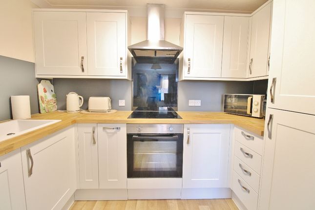 Flat 17 Grosvenor Court, Gosport Road, Fareham photo 4