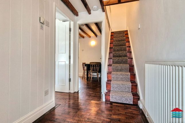 36 Eifl Road, Caernarfon photo 2