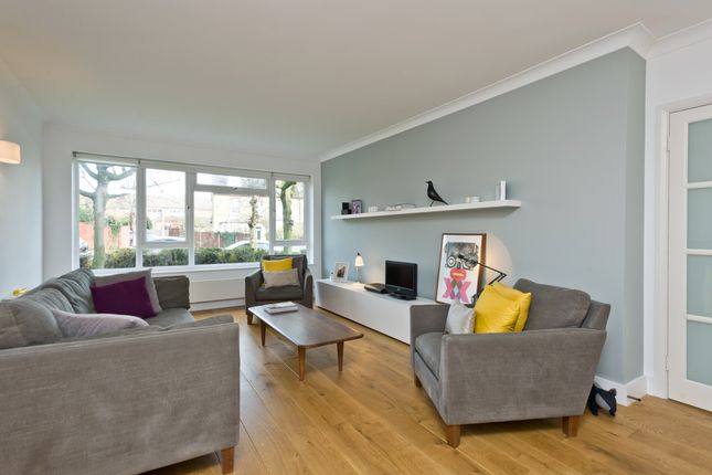 Thumbnail Flat to rent in Durham Road, London