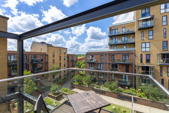 Flat 10, Earlswood Court, 3, Lacey Drive, Edgware photo 3