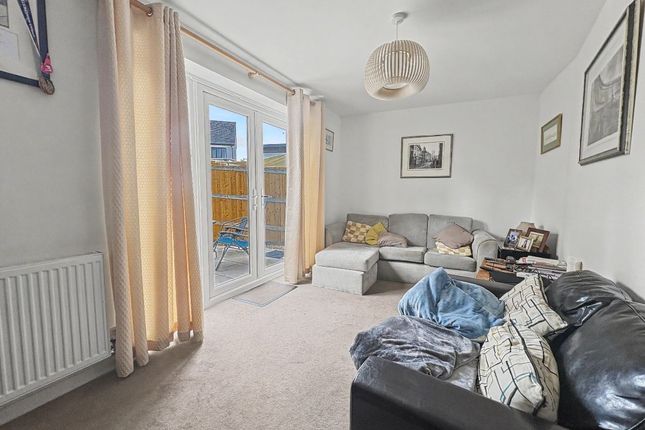 25 Broom Park, Okehampton photo 3