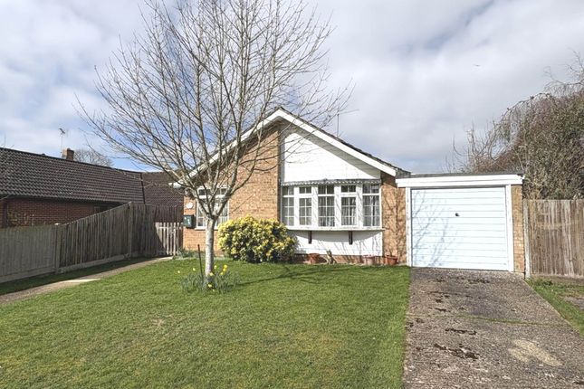 3-bed house on 6, Ilex Close, Sonning Common, £499,950
