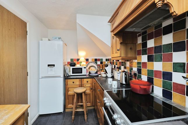 65, Olive Avenue, Norwich photo 4