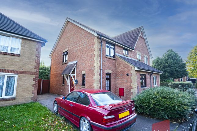 Thumbnail Semi-detached house for sale in Bluebell Close, Rush Green