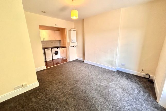 Flat B, Sheffield photo 2