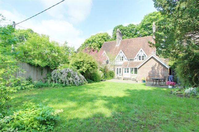 Property for sale in Park Street, Tring