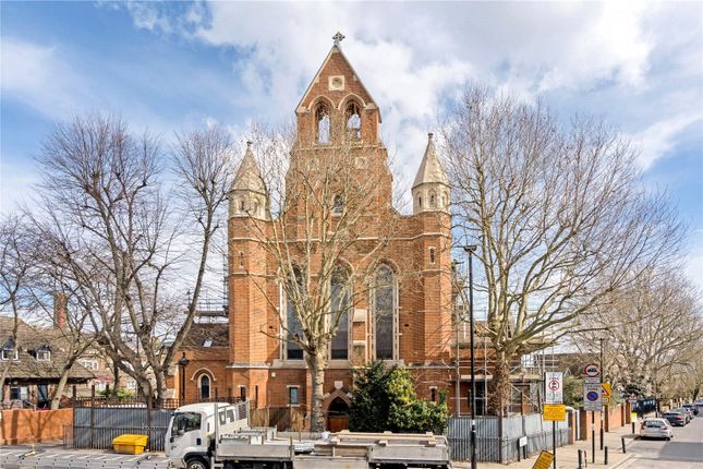 Thumbnail Flat for sale in Dartmouth Park Hill, London