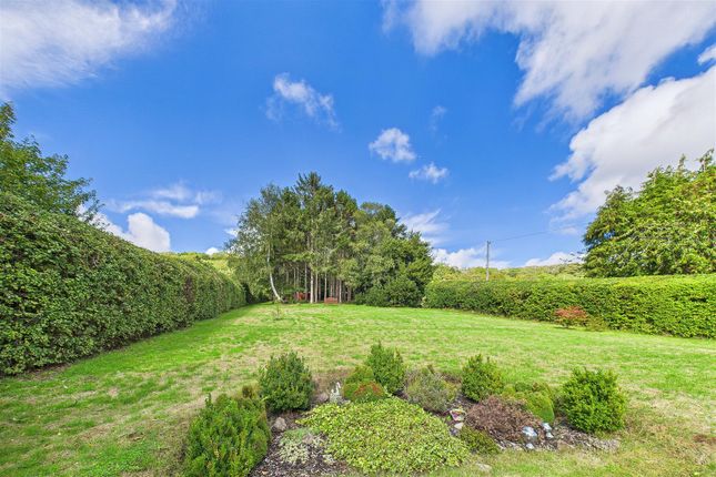 Hazelcroft. 121, Clevedon Road, Tickenham photo 2