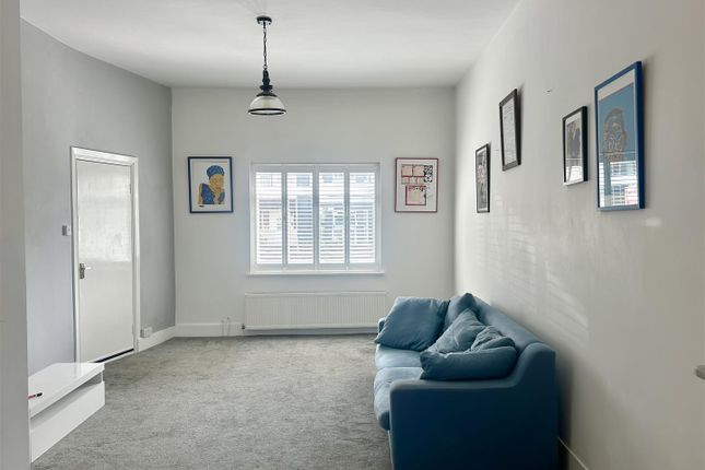 40, Whitefriars Road, Hastings photo 4