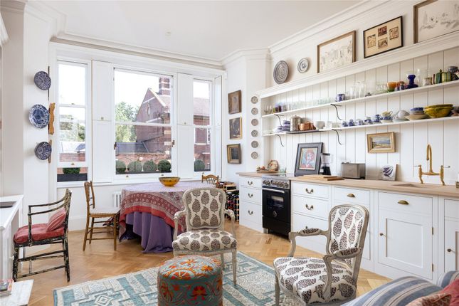 Flat 2, 5, Cheyne Place, London photo 2