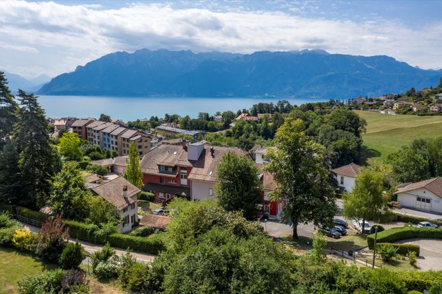 Villa for sale in Chexbres, Vaud, Switzerland