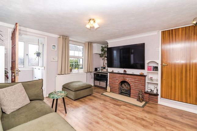 32, The Street, Lowestoft photo 3