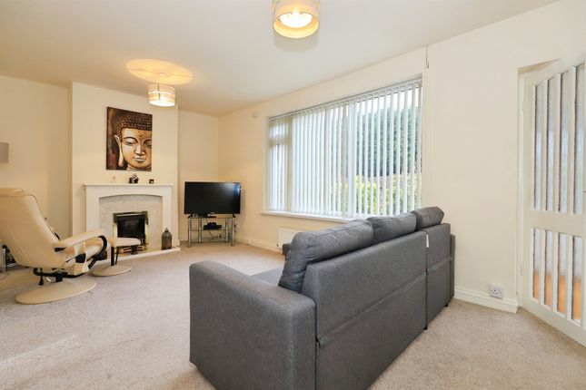 115, Comberton Road, Kidderminster photo 2
