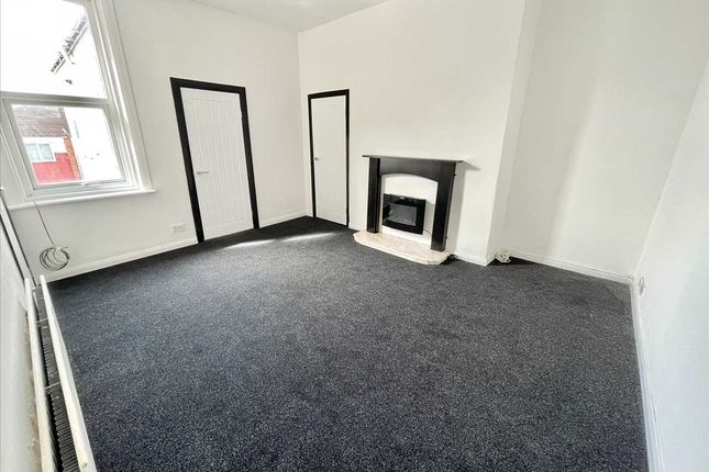 Flat to rent in Canterbury Street, South Shields