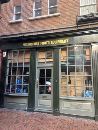 Retail premises to let in 3 Galen Place, Pied Bull Court, London WC1A 2Jr