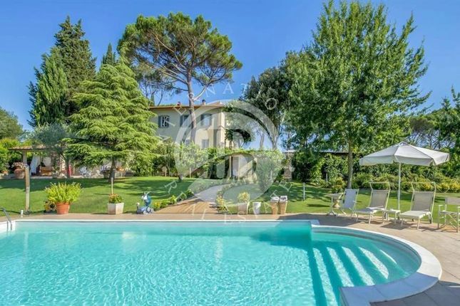 Villa for sale in Figline E Incisa Valdarno, Tuscany, 50063, Italy