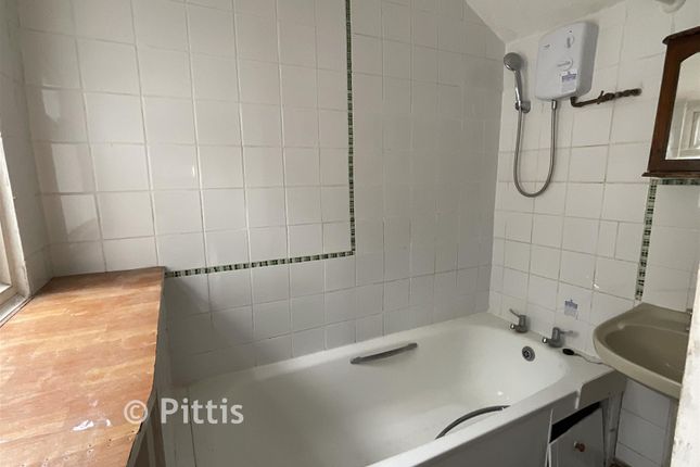 5, High Street, Brading photo 5