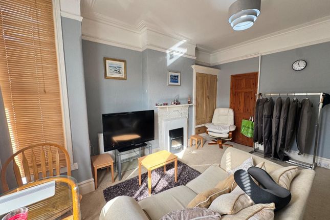 43, Festing Grove, Southsea photo 4