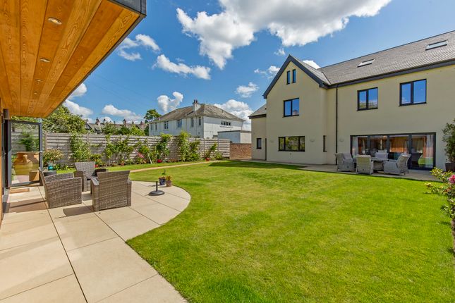 Thumbnail Detached house for sale in Braehead Road, Barnton, Edinburgh