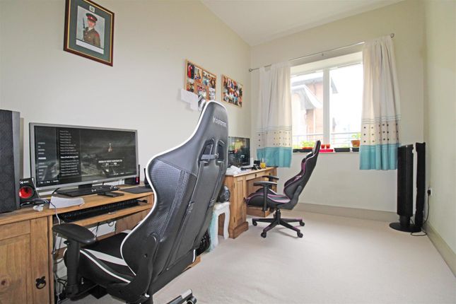 Flat for sale in Dray Horse Yard, Dorchester