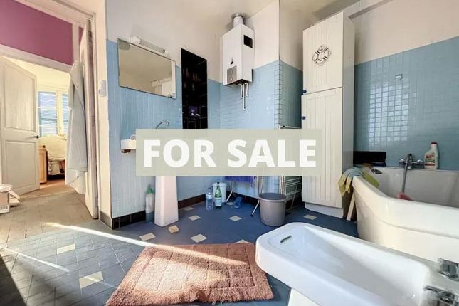 Town house for sale in Honfleur, Basse-Normandie, 14600, France