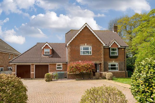 Detached house to rent in Yarnton, Oxfordshire