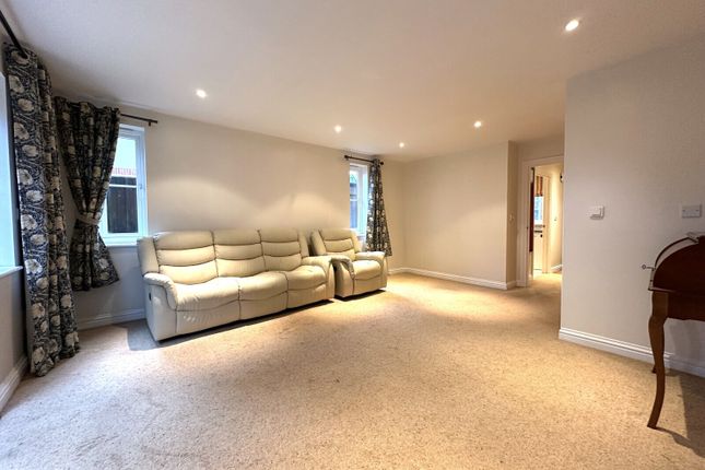 6, St. Anne's Mews, Oxfordshire photo 2